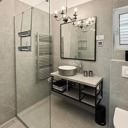 Vakantiehuis Gezellig In Met Sauna *